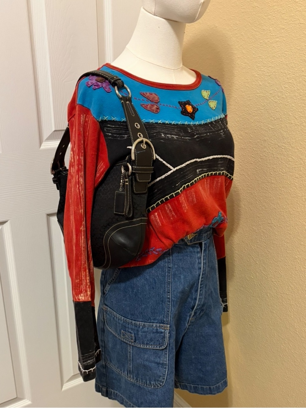 Vintage 90s Patch Work Embroidered Crop Sweatshirt - Blue, Red, & Black